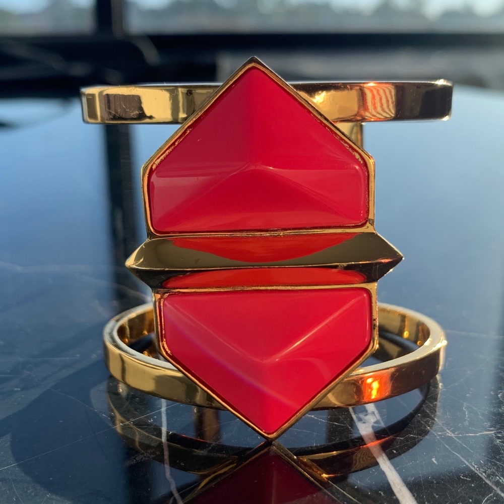 Vince Camuto pink & gold cuff bracelet